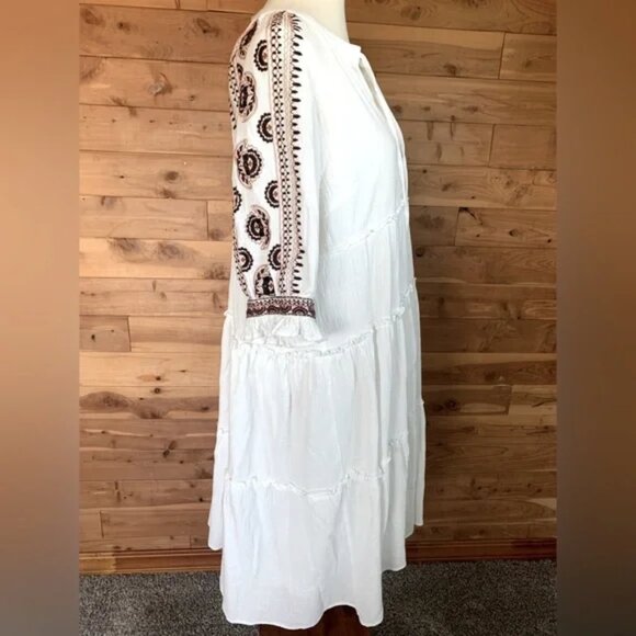 En Creme White Midi Dress with Embroidered Sleeves Size L - Picture 4 of 6